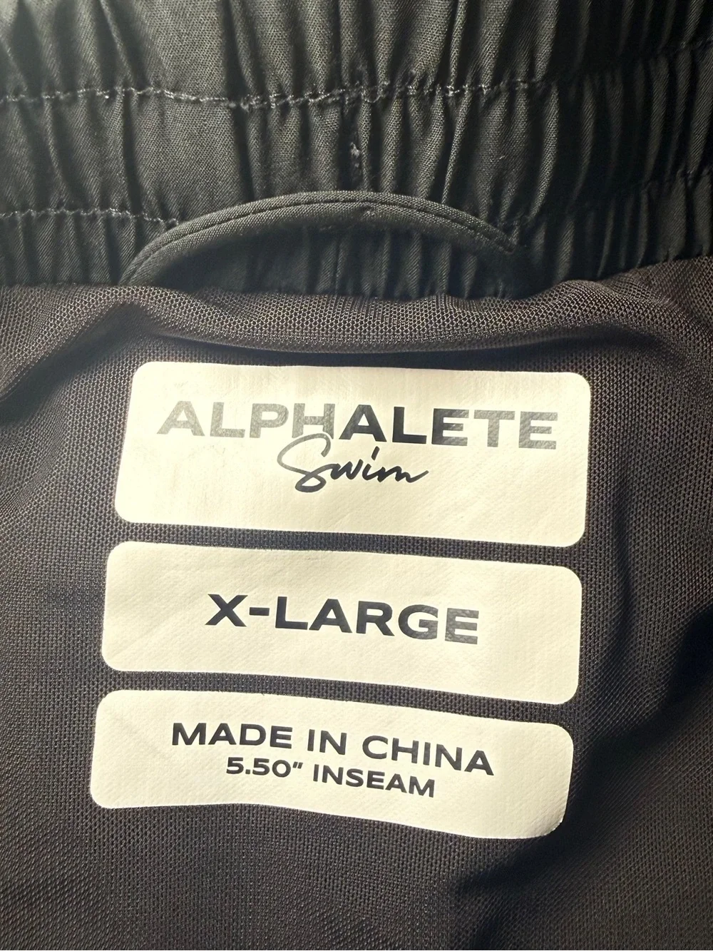 NWOT Alphalete Men's Technical Swim Short Size XL 5.50 Inseam Drawstring Logo
